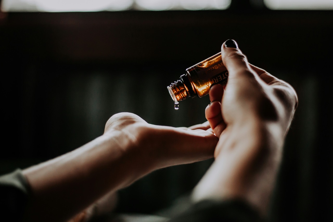 Soft, contemplative moment — Ibogaine integration support