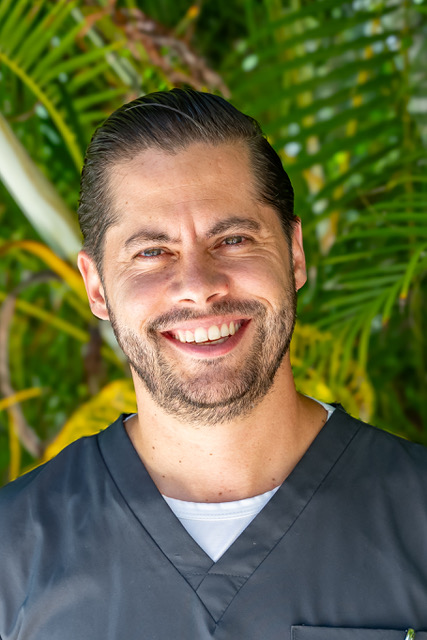 Dr. Sergio Medina